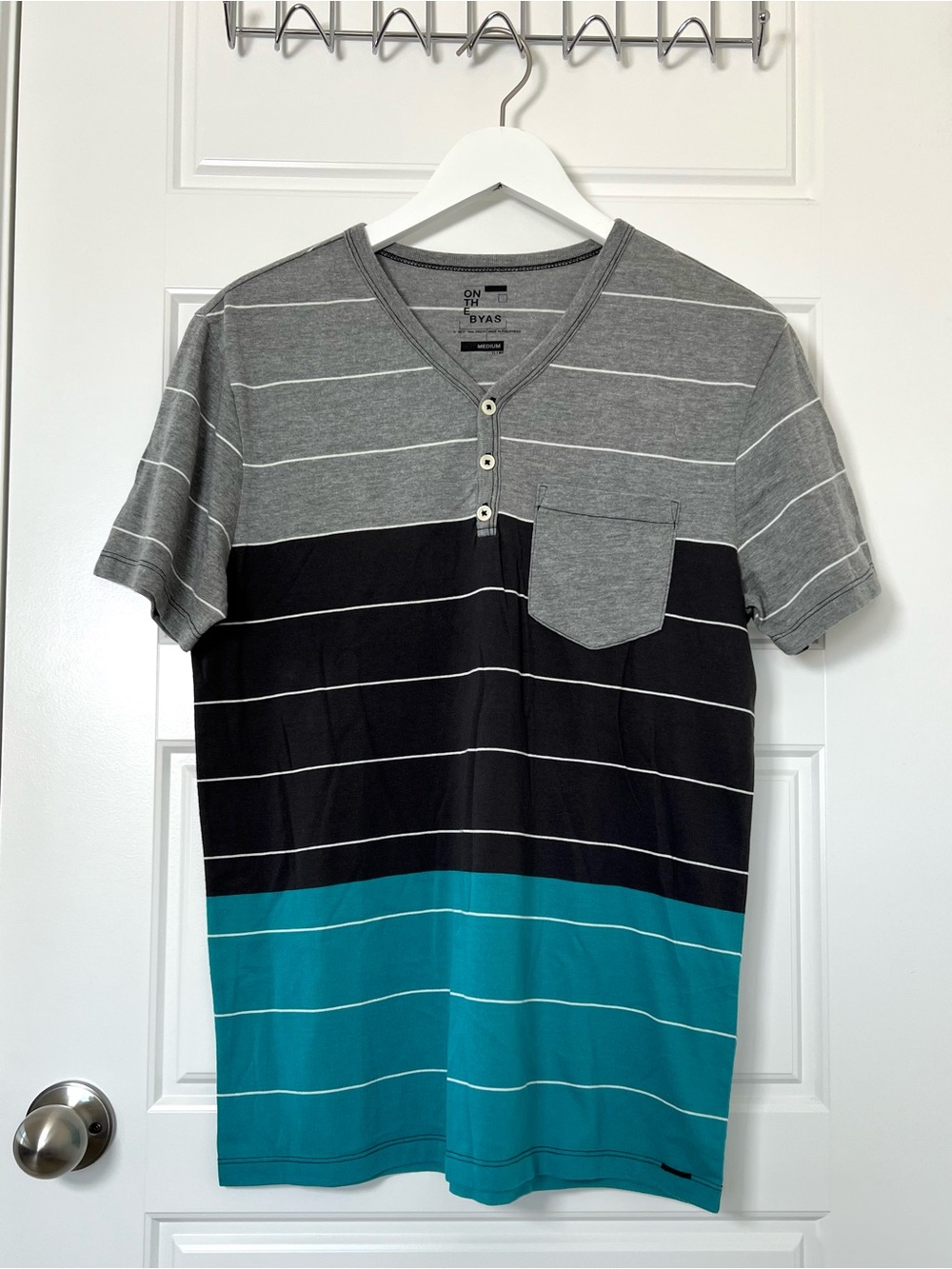 On The Byas // NWOT Men's Casual Striped Henley Short Sleeve Color Block T-Shirt